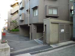 ���{���A�ێR�ʂ̕����}���V�����w�O�����E�u���[���{��ێR�ʃA�[�o���r���[�x