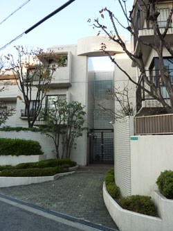 ���{���A�k���̕����}���V�����w�O�����h���]���k���x