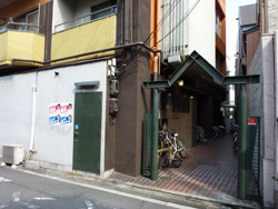 ���{���A��ˎR�̕����}���V�����w�Y�o��ˎR�R�[�|�x