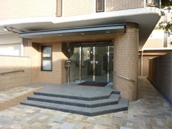 �����v���U�y���\�i�[�W���V������