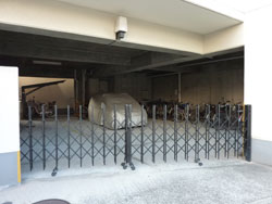 �V�_�̐X�O���[���n�C�c