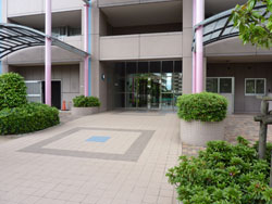 �V�e�B�R�[�|�Z�V�]EAST