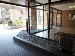 �n�C�l�X�Z�V�]����